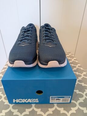 Hoka Arahi 4 Men's 12.5 NOS